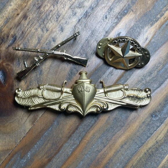 Vintage US Navy USN Surface Warfare Officer SWO & Command At Sea Pin Badge Star - Picture 1 of 15
